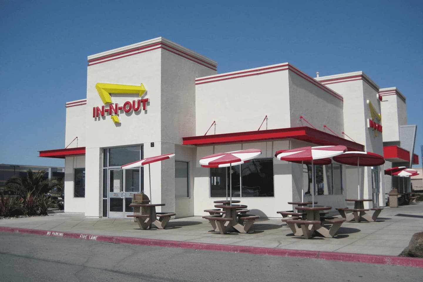 IN N OUT BURGER