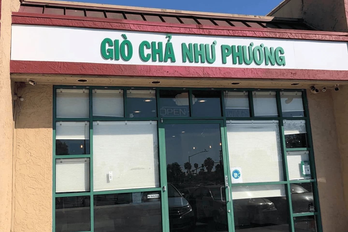 FAMILY RESTAURANTS - GIO CHA NHU PHUONG